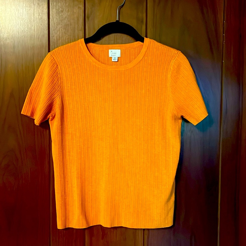 Short-sleeved retro shirt